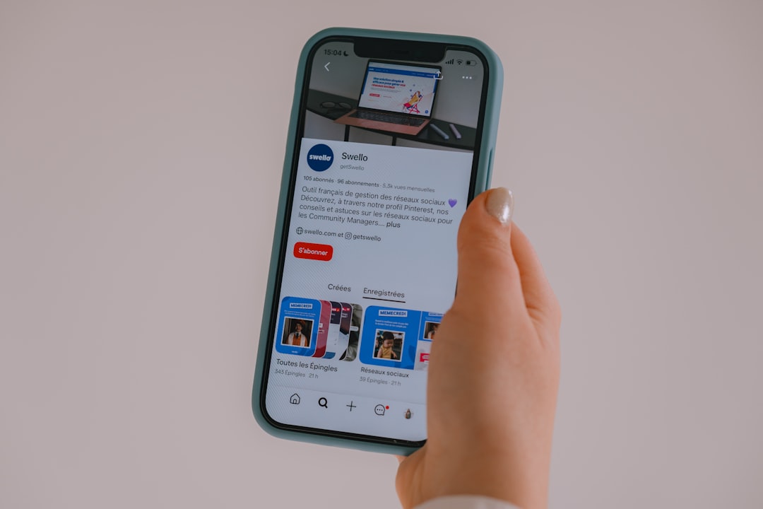 How to Build Social Proof Before You Have a Large Customer Base