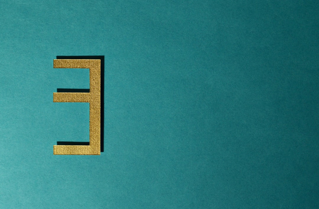 Mastering E-E-A-T Without a Mountain of Backlinks